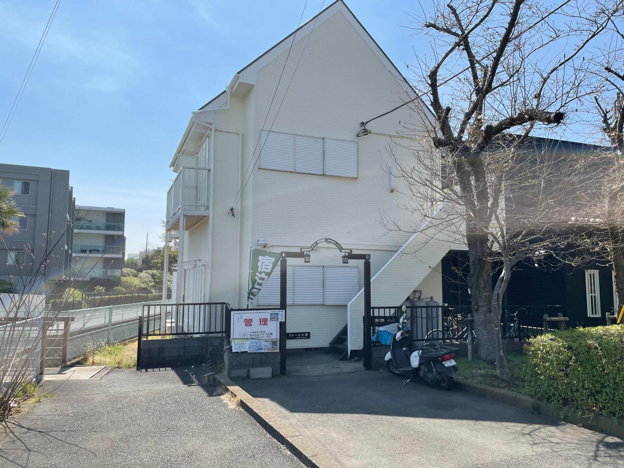 グレース大磯 Apartment Oiso Exterior photo